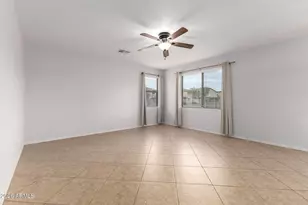 782 W Thunderbird Ct, Casa Grande, AZ 85122 - Photo 5