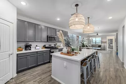 2929 W Laredo Lane, Phoenix, AZ 85085 - Photo 11