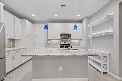 2477 W Market Place #27, Chandler, AZ 85248 - Photo 7