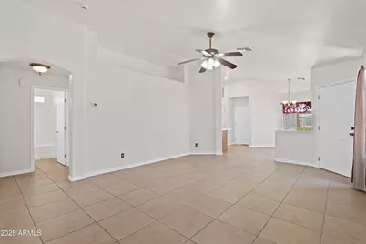 3114 E Kristal Way, Phoenix, AZ 85050 - Photo 5