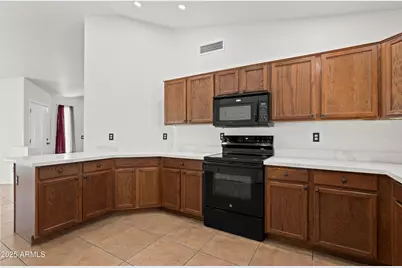 3114 E Kristal Way, Phoenix, AZ 85050 - Photo 9