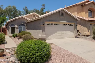 3114 E Kristal Way, Phoenix, AZ 85050 - Photo 1