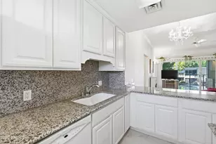 6125 E Indian School Rd, Scottsdale, AZ 85251 - Photo 25