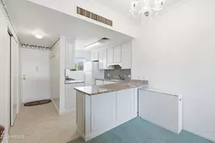 6125 E Indian School Rd, Scottsdale, AZ 85251 - Photo 21