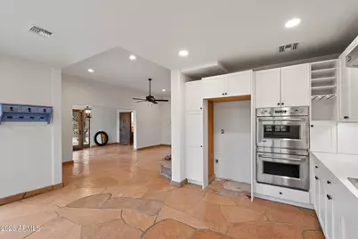 8400 E Smokehouse Trail, Scottsdale, AZ 85266 - Photo 11