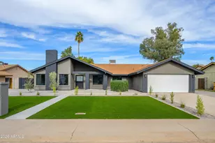 2432 W St Moritz Ln, Phoenix, AZ 85023 - Photo 1