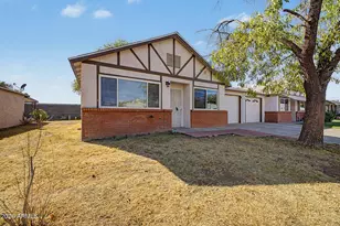 10316 N 97th Dr, Peoria, AZ 85345 - Photo 1