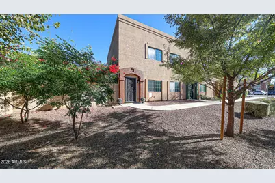 2826 E Tracy Lane #4, Phoenix, AZ 85032 - Photo 1