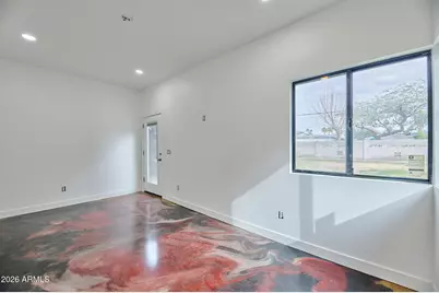 327 E Medlock Drive, Phoenix, AZ 85012 - Photo 31