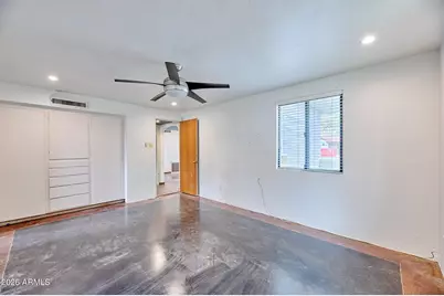 327 E Medlock Drive, Phoenix, AZ 85012 - Photo 19