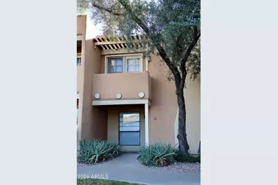 1425 E Desert Cove Avenue #13, Phoenix, AZ 85020 - Photo 1
