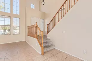 707 W Agrarian Hills Dr, San Tan Valley, AZ 85143 - Photo 5