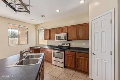 707 W Agrarian Hills Drive, San Tan Valley, AZ 85143 - Photo 13