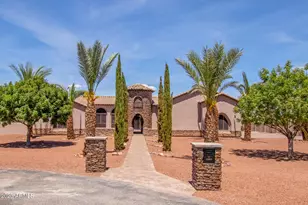 18654 W Solano Dr, Litchfield Park, AZ 85340 - Photo 1