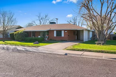 3601 E Fairmount Avenue, Phoenix, AZ 85018 - Photo 1