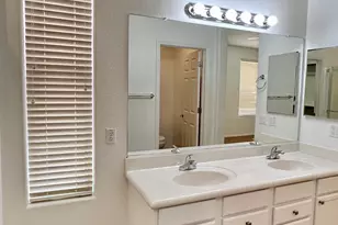 4707 E Carob Dr, Gilbert, AZ 85298 - Photo 15