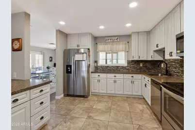 12922 W Bonanza Drive, Sun City West, AZ 85375 - Photo 15