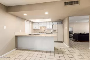 8721 E Amelia Ave, Scottsdale, AZ 85251 - Photo 13