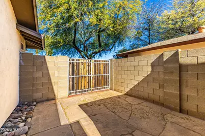 8721 E Amelia Avenue, Scottsdale, AZ 85251 - Photo 41