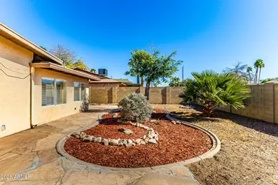 8721 E Amelia Avenue, Scottsdale, AZ 85251 - Photo 33