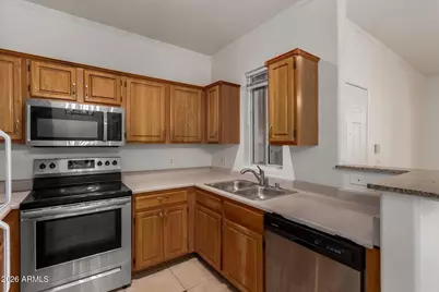 2929 W Yorkshire Drive #Unit 1093, Phoenix, AZ 85027 - Photo 1