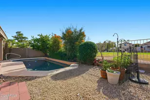 1561 E Black Diamond Dr, Gilbert, AZ 85296 - Photo 1
