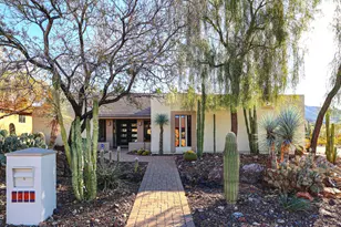 8401 N 16th Pl, Phoenix, AZ 85020 - Photo 1