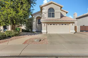 1090 W Raven Dr, Chandler, AZ 85286 - Photo 1