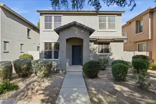 1915 E Oxford Ln, Gilbert, AZ 85295 - Photo 1