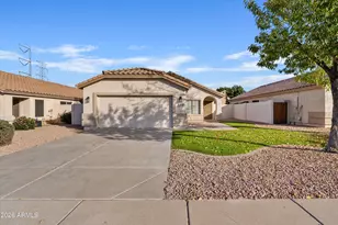 870 W Page Ave, Gilbert, AZ 85233 - Photo 1
