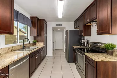 4313 E Desert Trumpet Road, Phoenix, AZ 85044 - Photo 1
