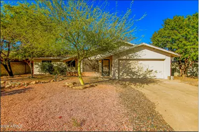 932 E Concorda Drive, Tempe, AZ 85282 - Photo 1