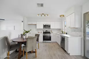 19032 N 2nd Ave, Phoenix, AZ 85027 - Photo 1