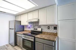 16602 N 25 St, Phoenix, AZ 85032 - Photo 1