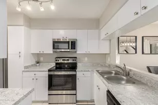 1718 S Longmore St, Mesa, AZ 85202 - Photo 1