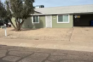 8048 W Hazelwood St, Phoenix, AZ 85033 - Photo 1