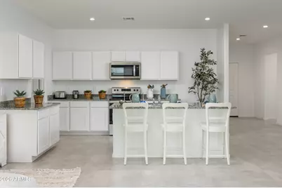 1555 E Glazier Drive E, Casa Grande, AZ 85122 - Photo 1