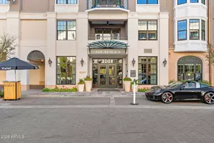 4240 E Camelback Rd, Phoenix, AZ 85018 - Photo 1