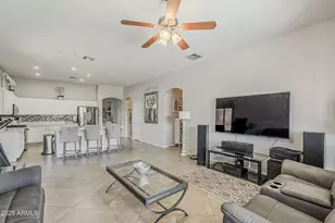 43319 W Oakland Ct, Maricopa, AZ 85138 - Photo 11