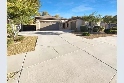 7326 N Kirsten Avenue, Glendale, AZ 85305 - Photo 1