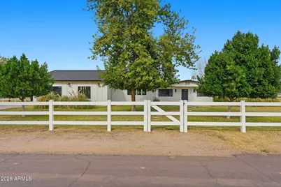 2858 E Redfield Road, Gilbert, AZ 85234 - Photo 1