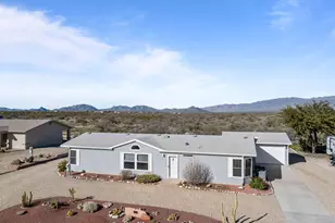 21150 W Obsidian Dr, Congress, AZ 85332 - Photo 1