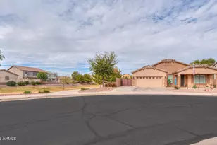 1338 E Madison Dr, Casa Grande, AZ 85122 - Photo 1