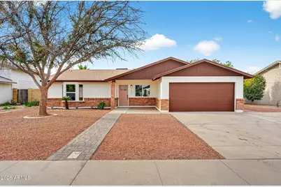 1327 W Highland Street, Chandler, AZ 85224 - Photo 1