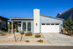 824 E Monte Wy, Phoenix, AZ 85042 - Photo 1