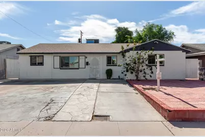 8151 W Clarendon Avenue, Phoenix, AZ 85033 - Photo 1