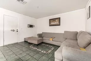 8002 N 42nd Ave, Phoenix, AZ 85051 - Photo 3