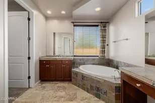 1916 E Primrose Path, Phoenix, AZ 85086 - Photo 17