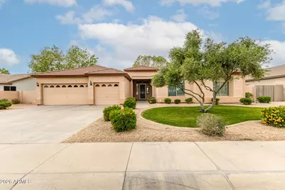 648 S Roanoke Street, Gilbert, AZ 85296 - Photo 1