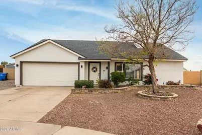 10225 W Minnezona Avenue, Phoenix, AZ 85037 - Photo 1